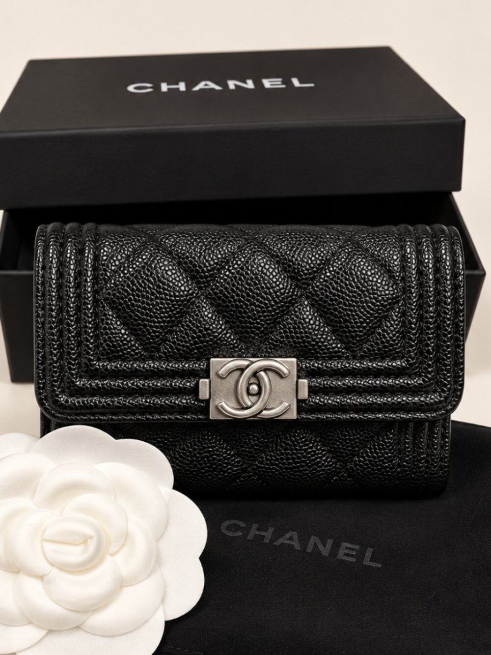 Black Quilted Compact Wallet Pebbled Texture Silver Tone Hardware Flap Closure